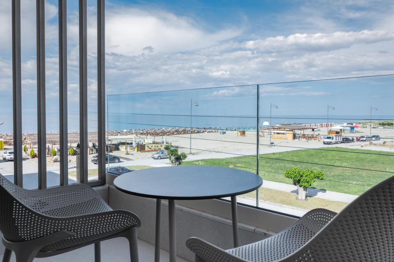 Pantheon Sea View Aparthotel Néoi Póroi Buitenkant foto
