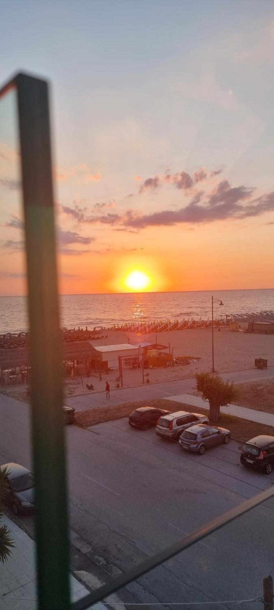 Pantheon Sea View Aparthotel Néoi Póroi Kamer foto