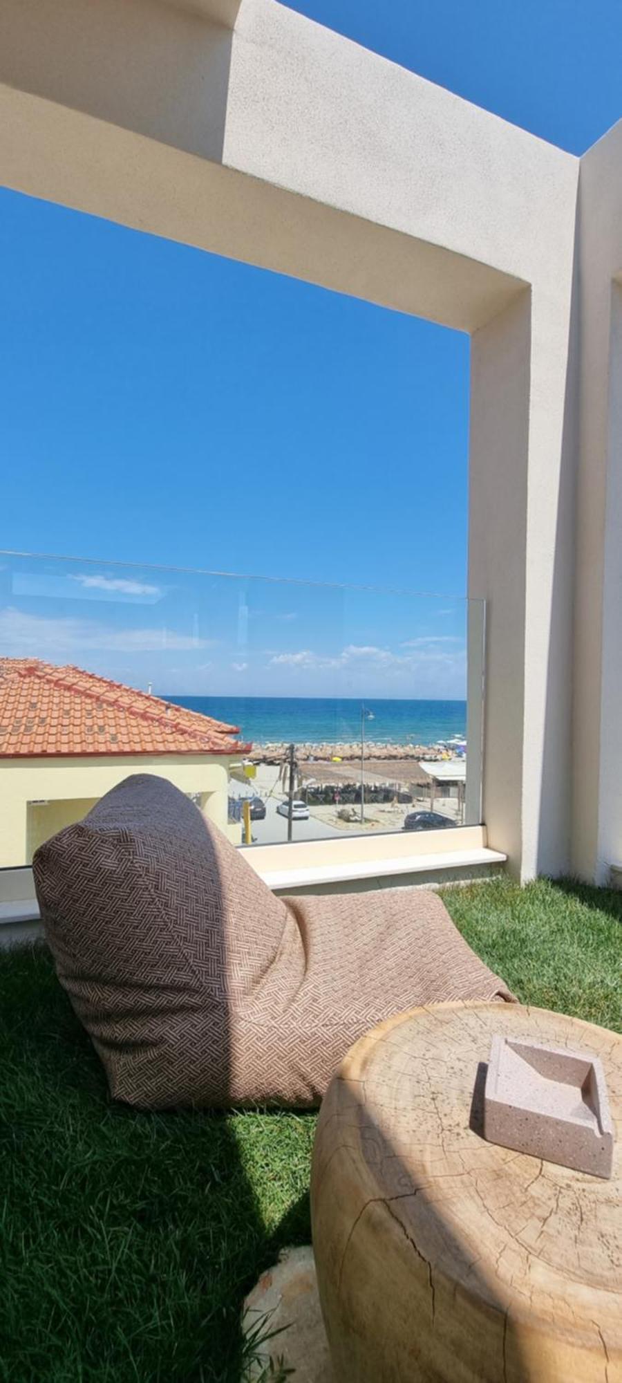 Pantheon Sea View Aparthotel Néoi Póroi Kamer foto