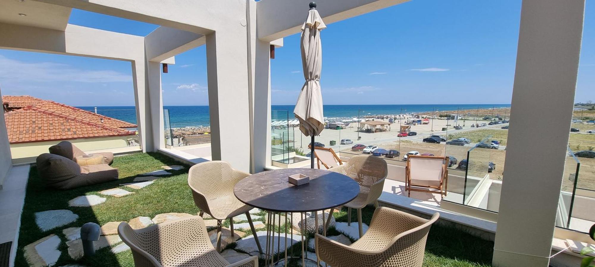 Pantheon Sea View Aparthotel Néoi Póroi Kamer foto