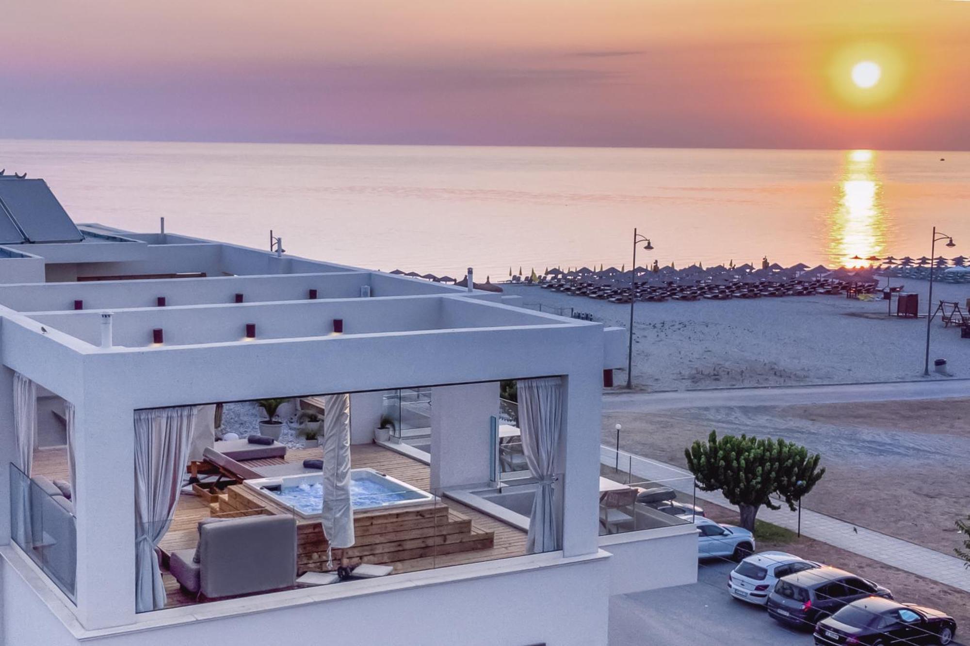 Pantheon Sea View Aparthotel Néoi Póroi Buitenkant foto